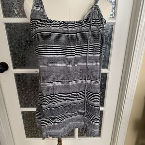 Motherhood Maternity Top Sz S Black White Rayon